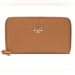 TORY BURCH/ "Ivy" Zip Wallet